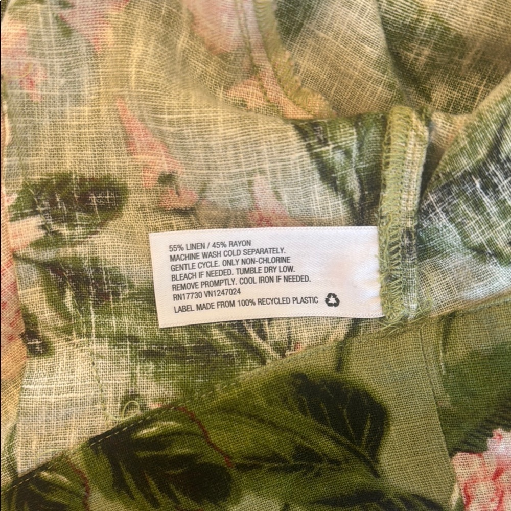 Agua Bendita Pink and Green Puff Sleeve Wrap Blouse - Picture 4 of 4